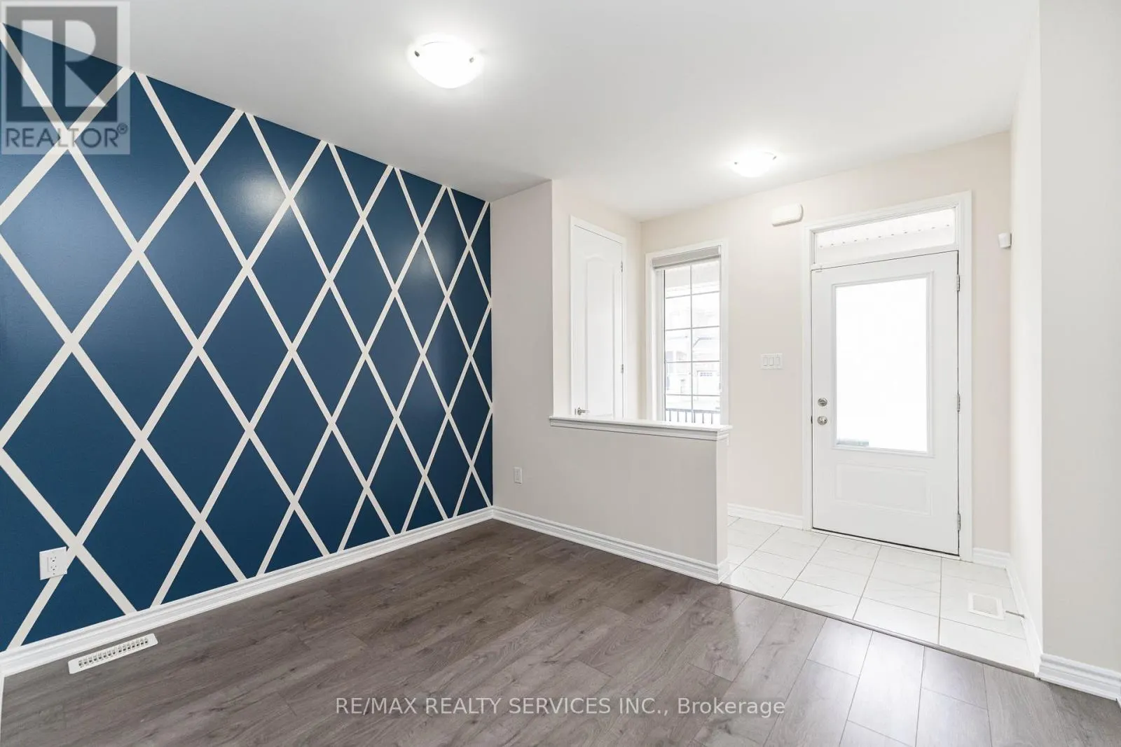 29 CIRCUS CRESCENT N