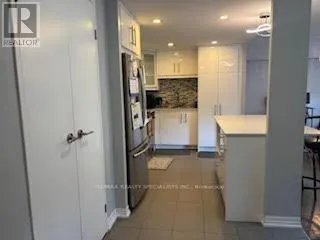 212 - 3695 KANEFF CRESCENT