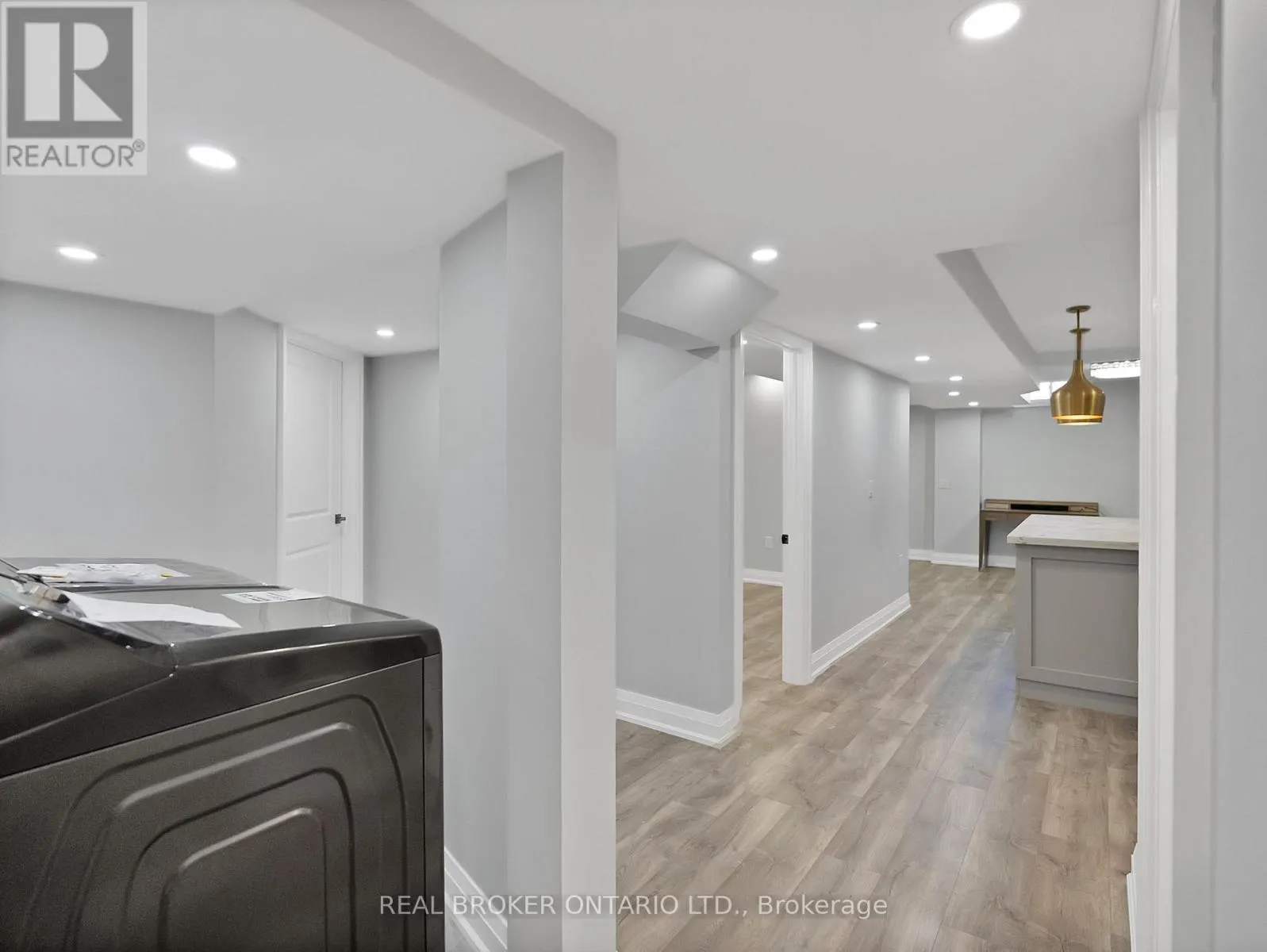 7 MAPLE TRAIL ROAD