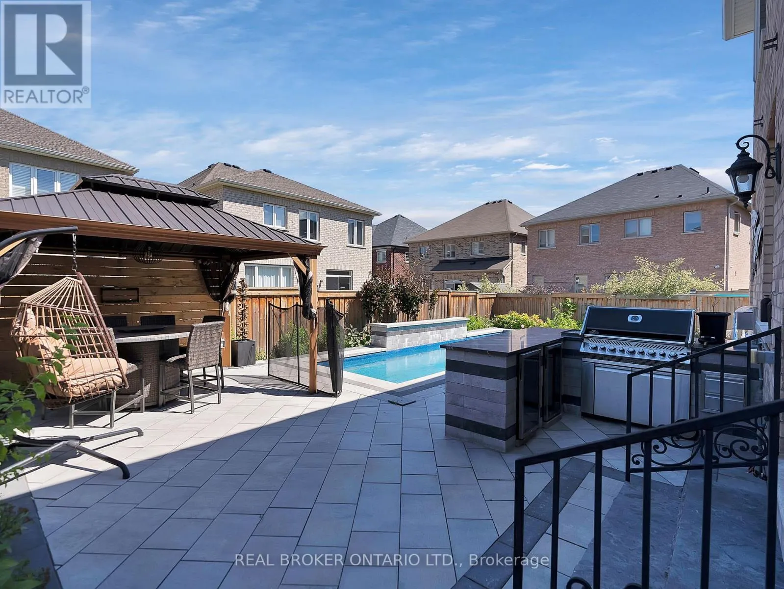7 MAPLE TRAIL ROAD
