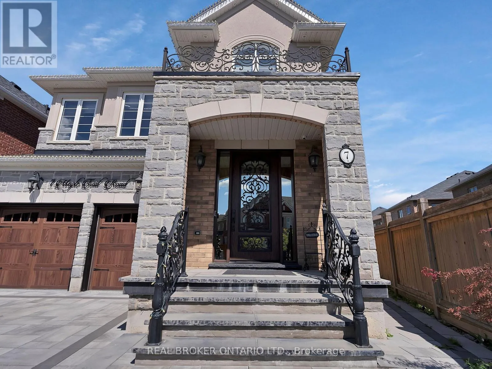7 MAPLE TRAIL ROAD