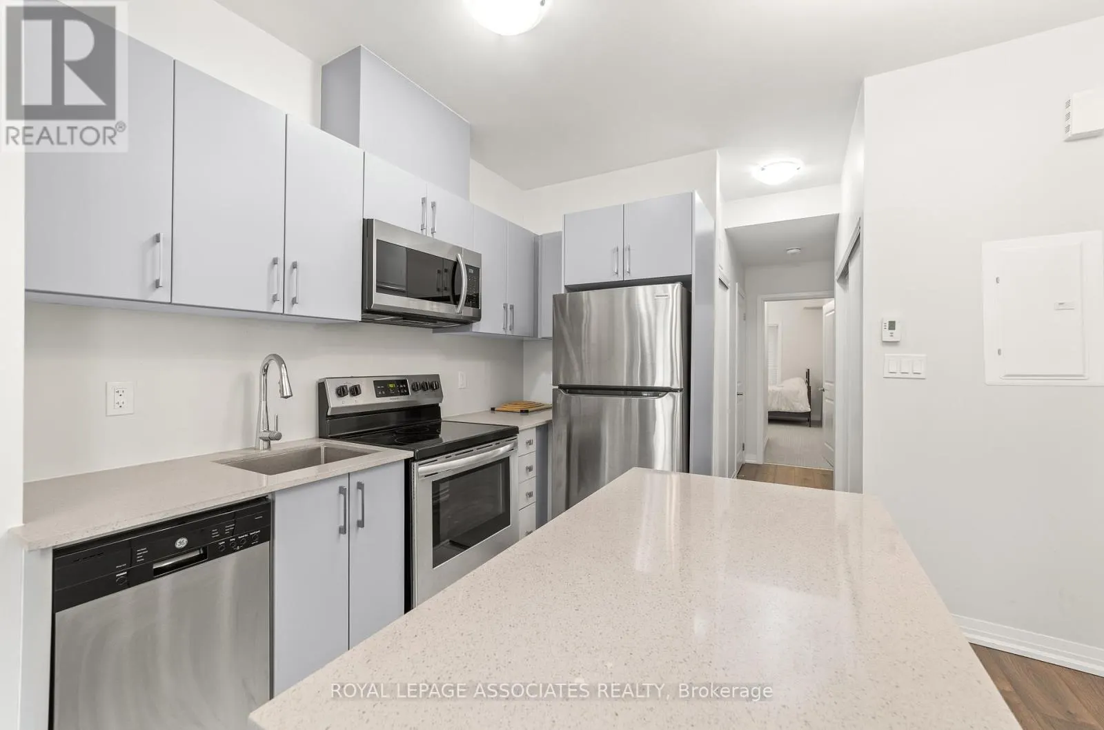 213 - 1165 JOURNEYMAN LANE