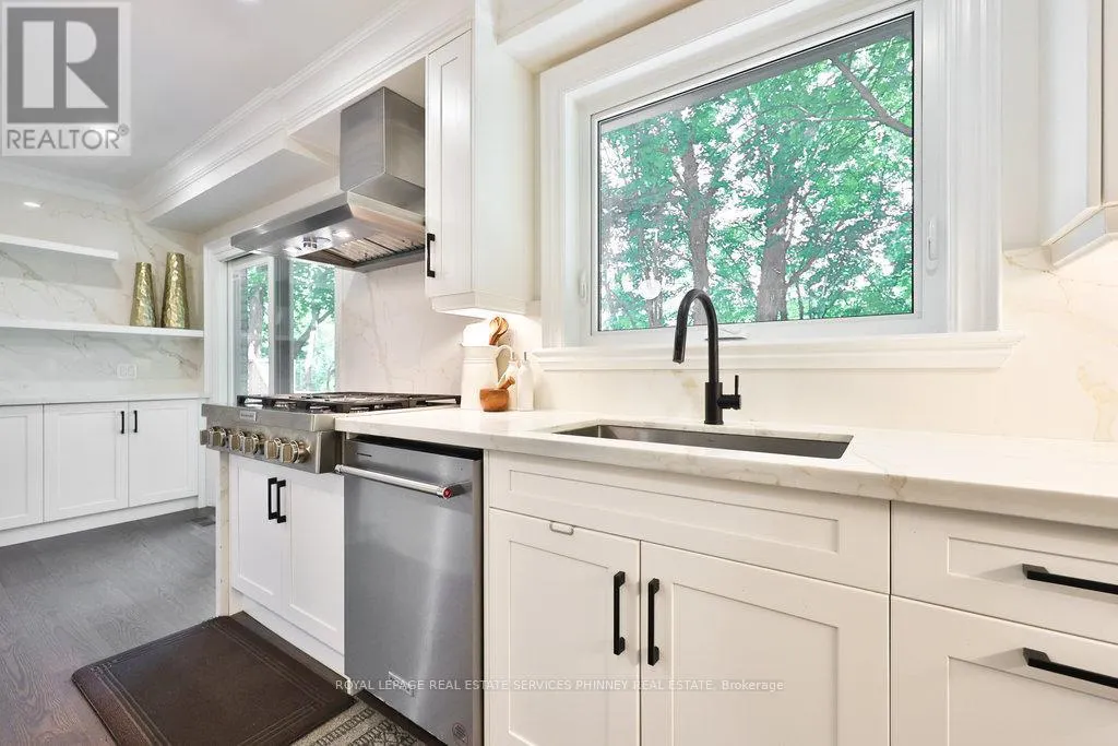 1033 WENLEIGH COURT