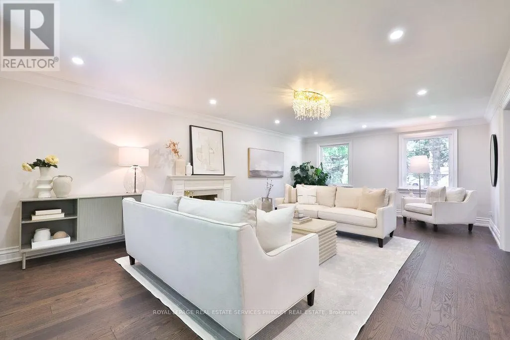 1033 WENLEIGH COURT