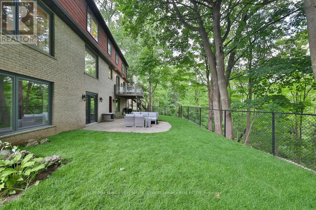 1033 WENLEIGH COURT