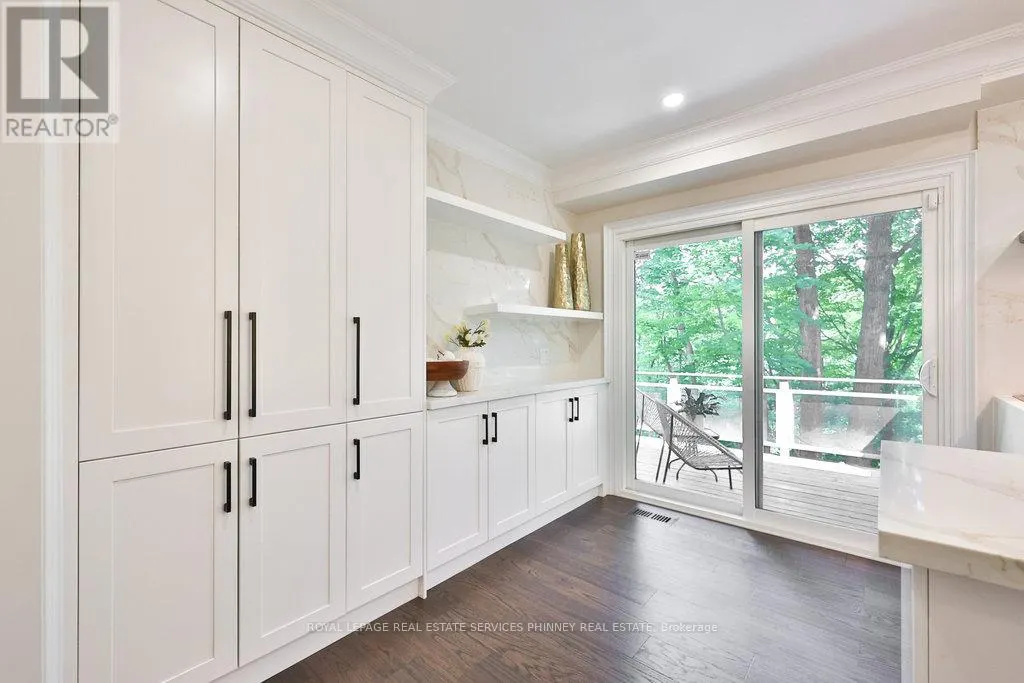 1033 WENLEIGH COURT