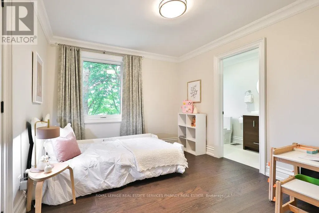 1033 WENLEIGH COURT