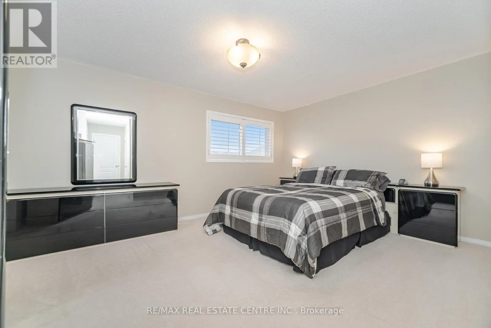 275 CRESTHAVEN ROAD