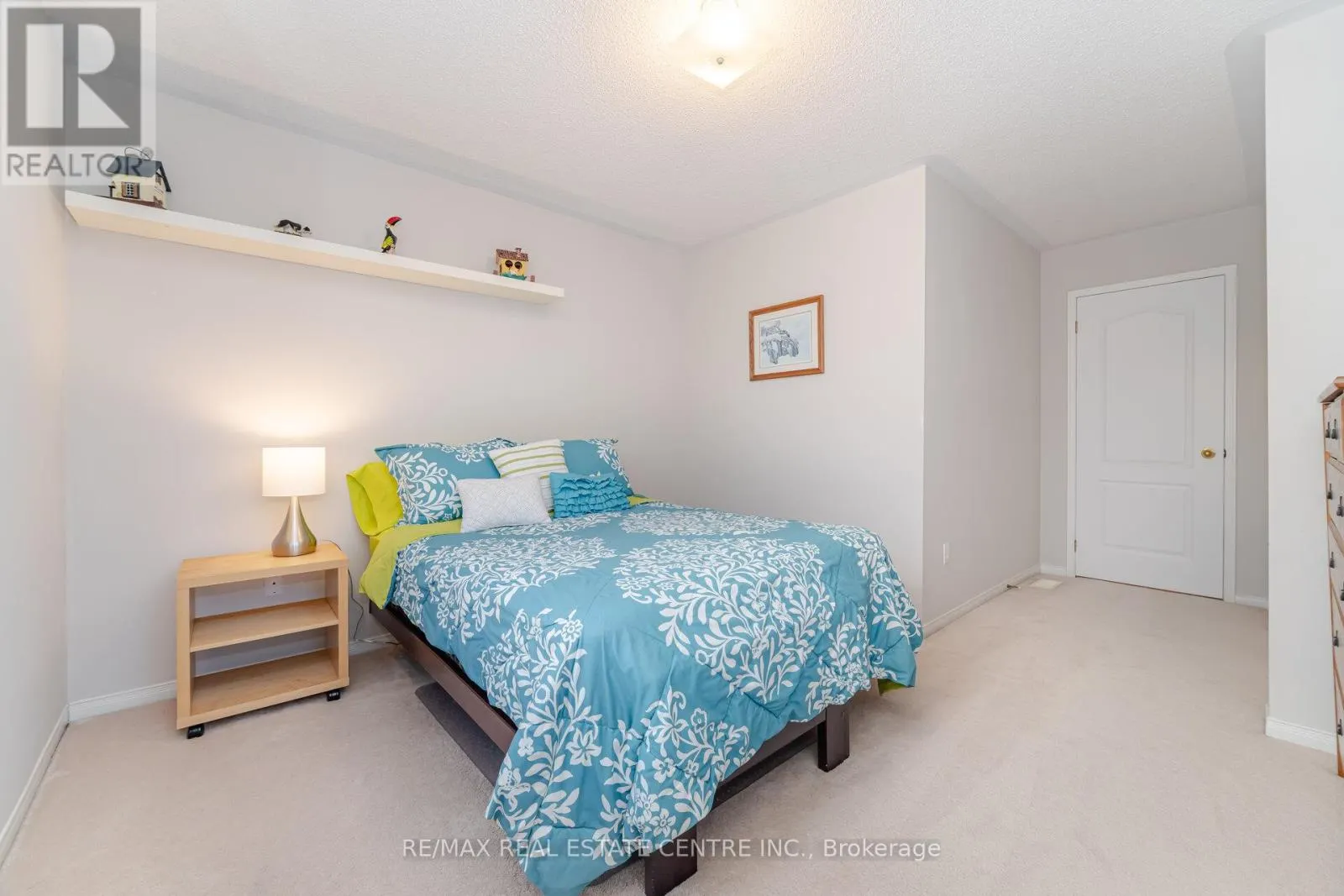 275 CRESTHAVEN ROAD