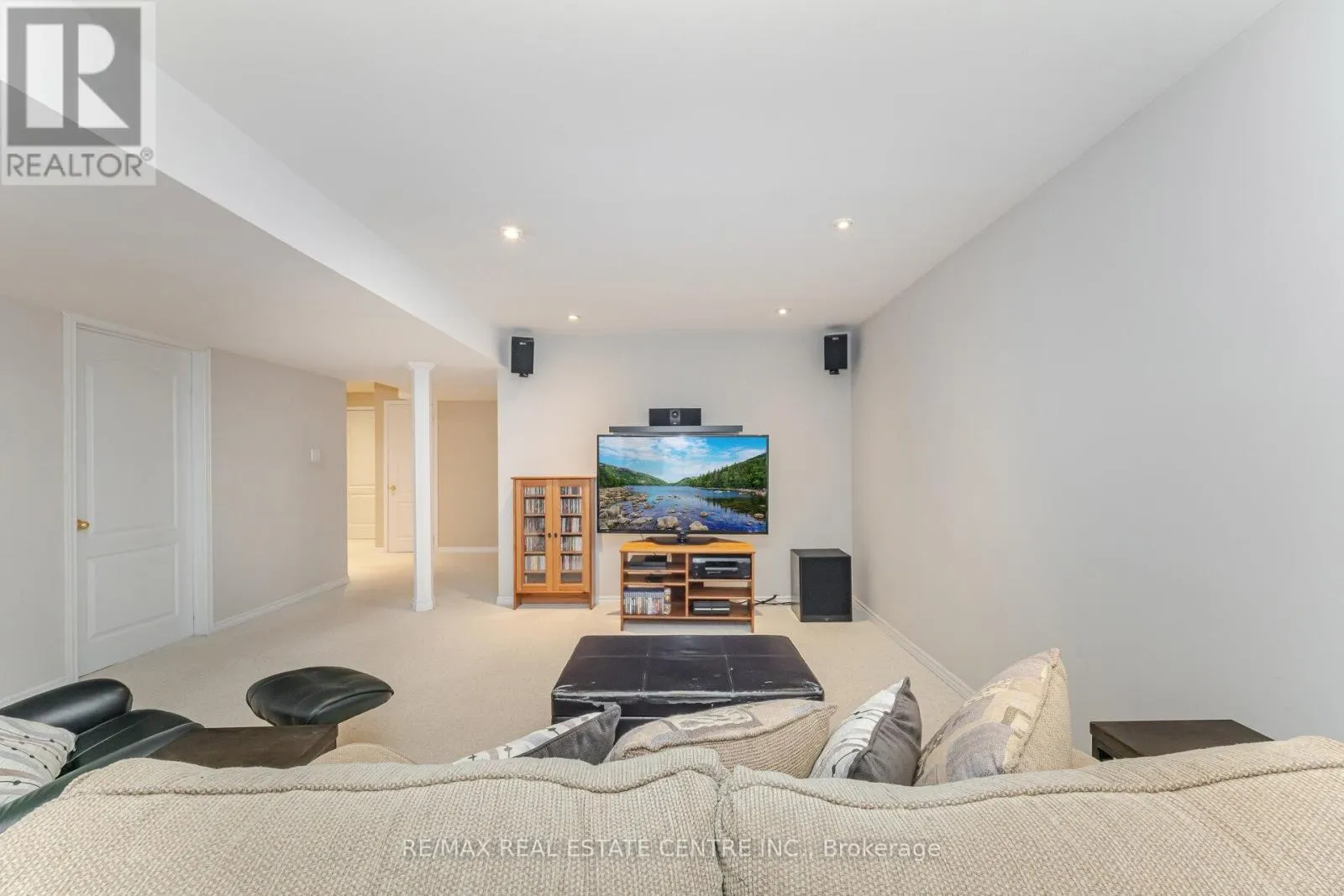 275 CRESTHAVEN ROAD