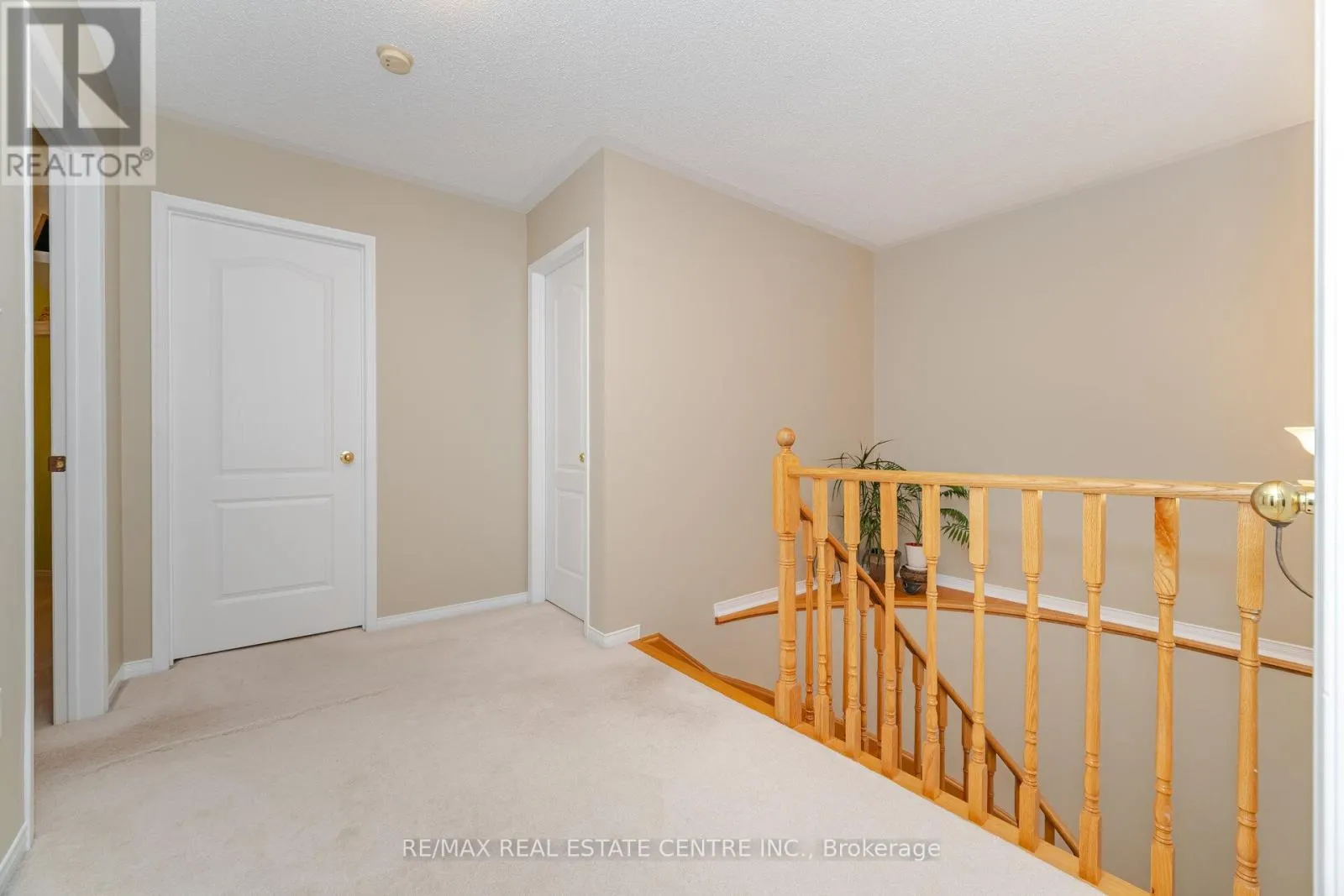 275 CRESTHAVEN ROAD
