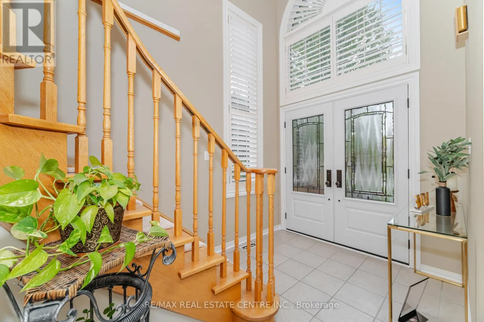275 CRESTHAVEN ROAD