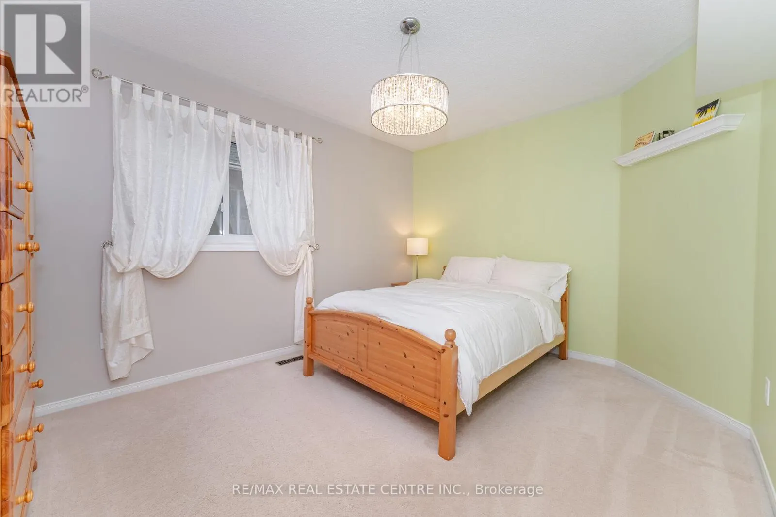 275 CRESTHAVEN ROAD