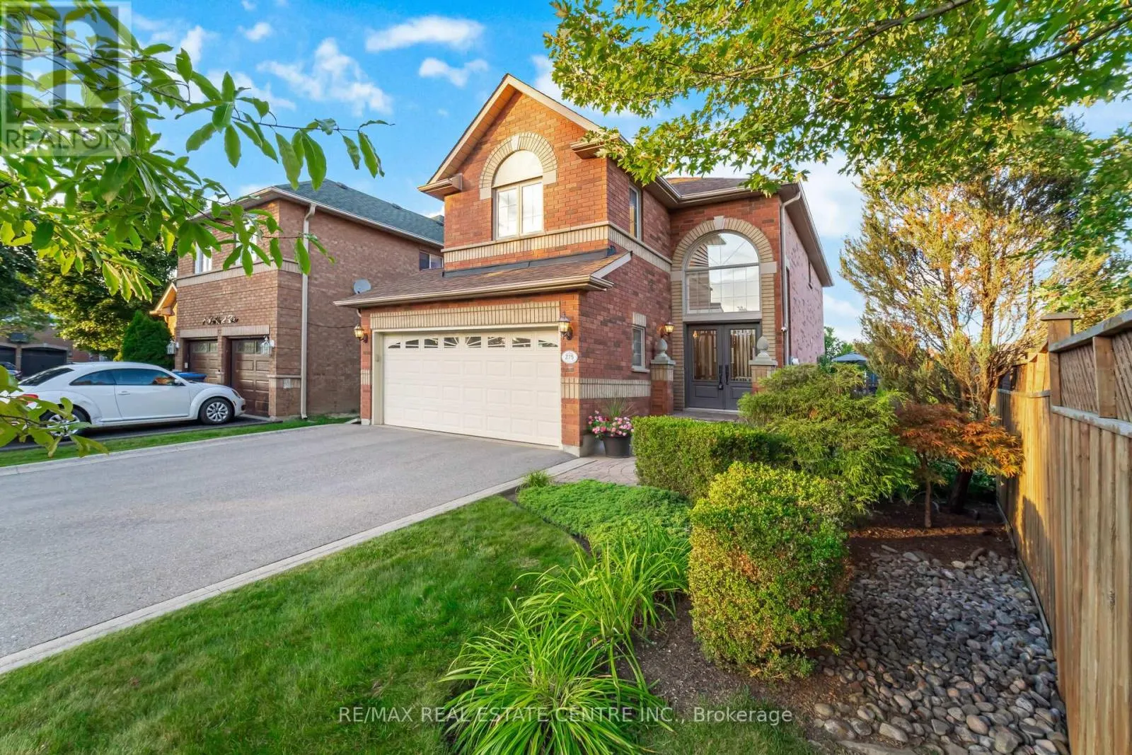 275 CRESTHAVEN ROAD