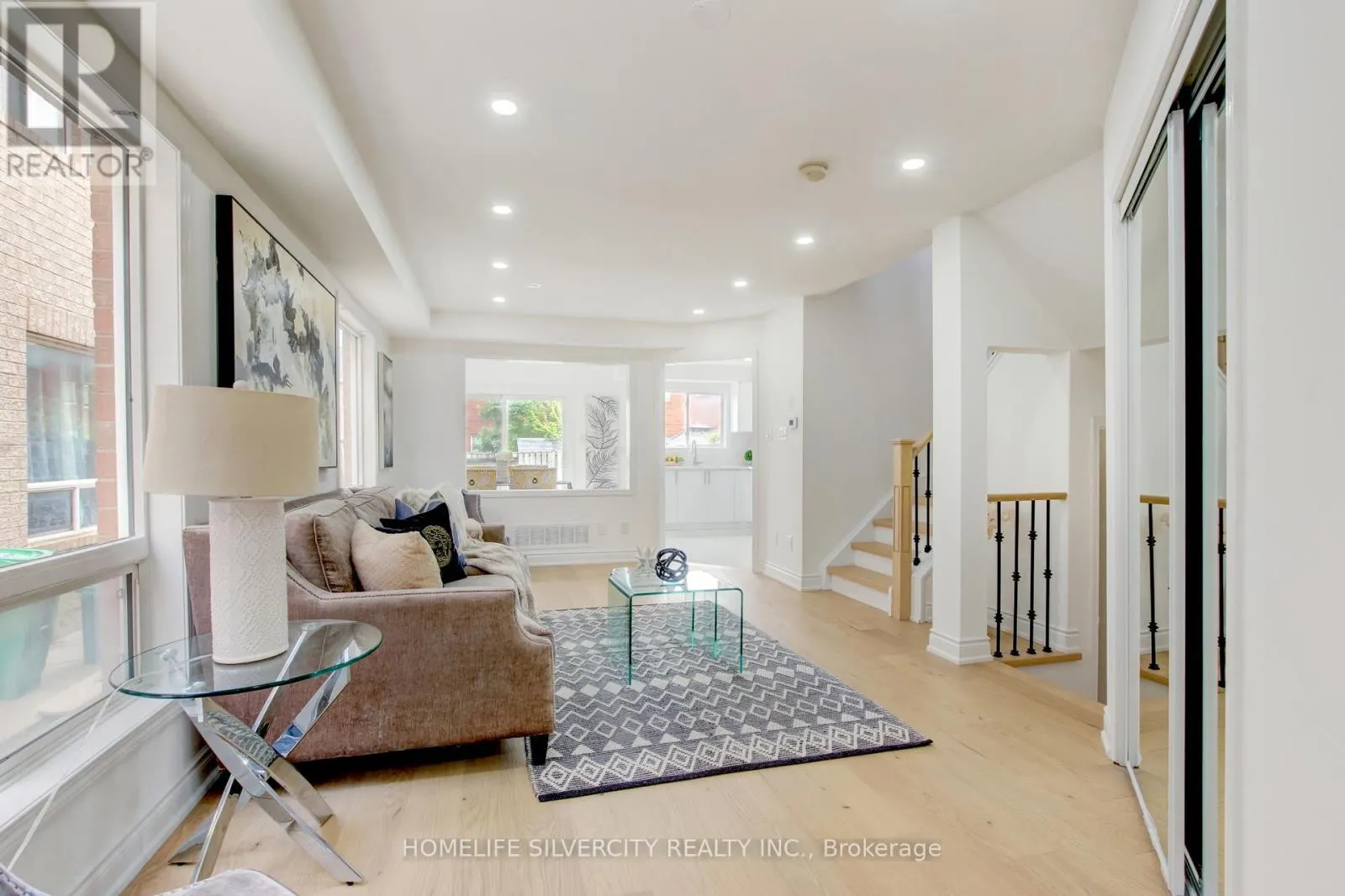31 GARIBALDI DRIVE