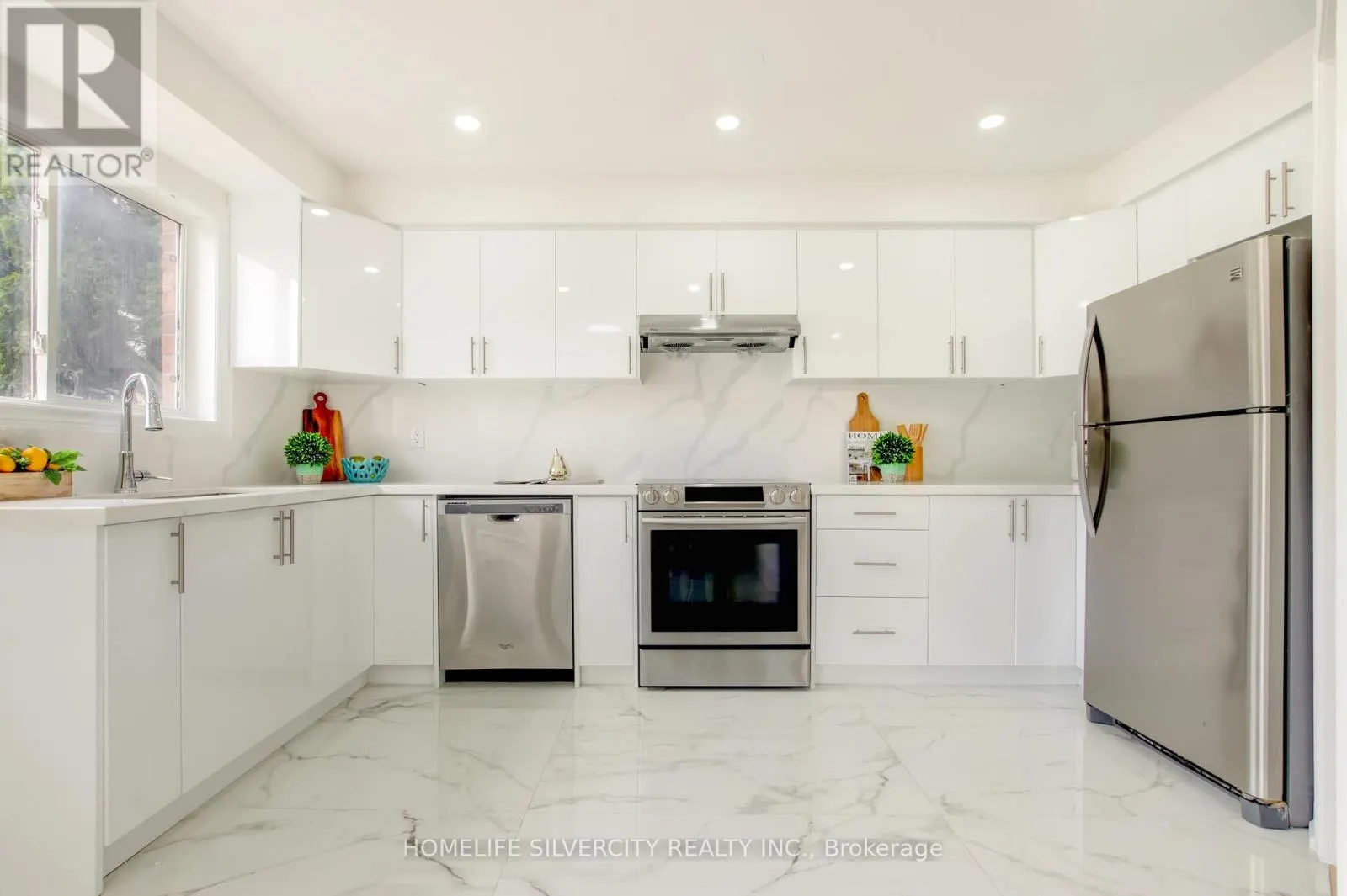31 GARIBALDI DRIVE
