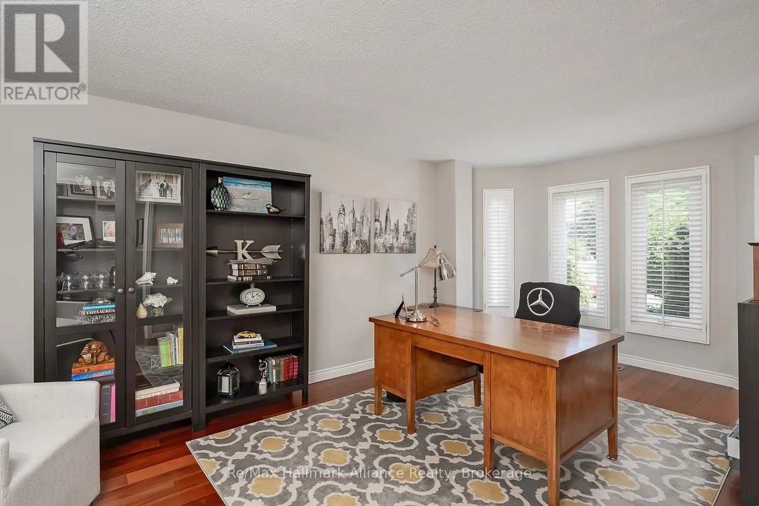 7172 BAYWOOD COURT