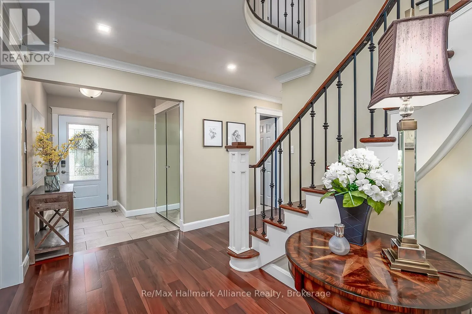 7172 BAYWOOD COURT