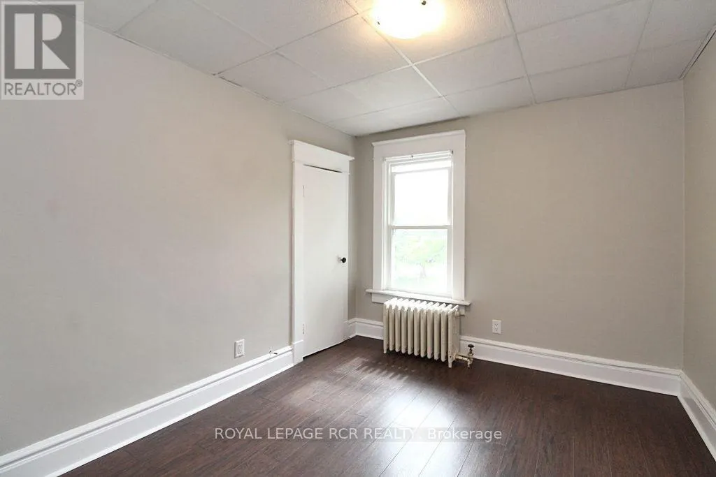 69 KING STREET W