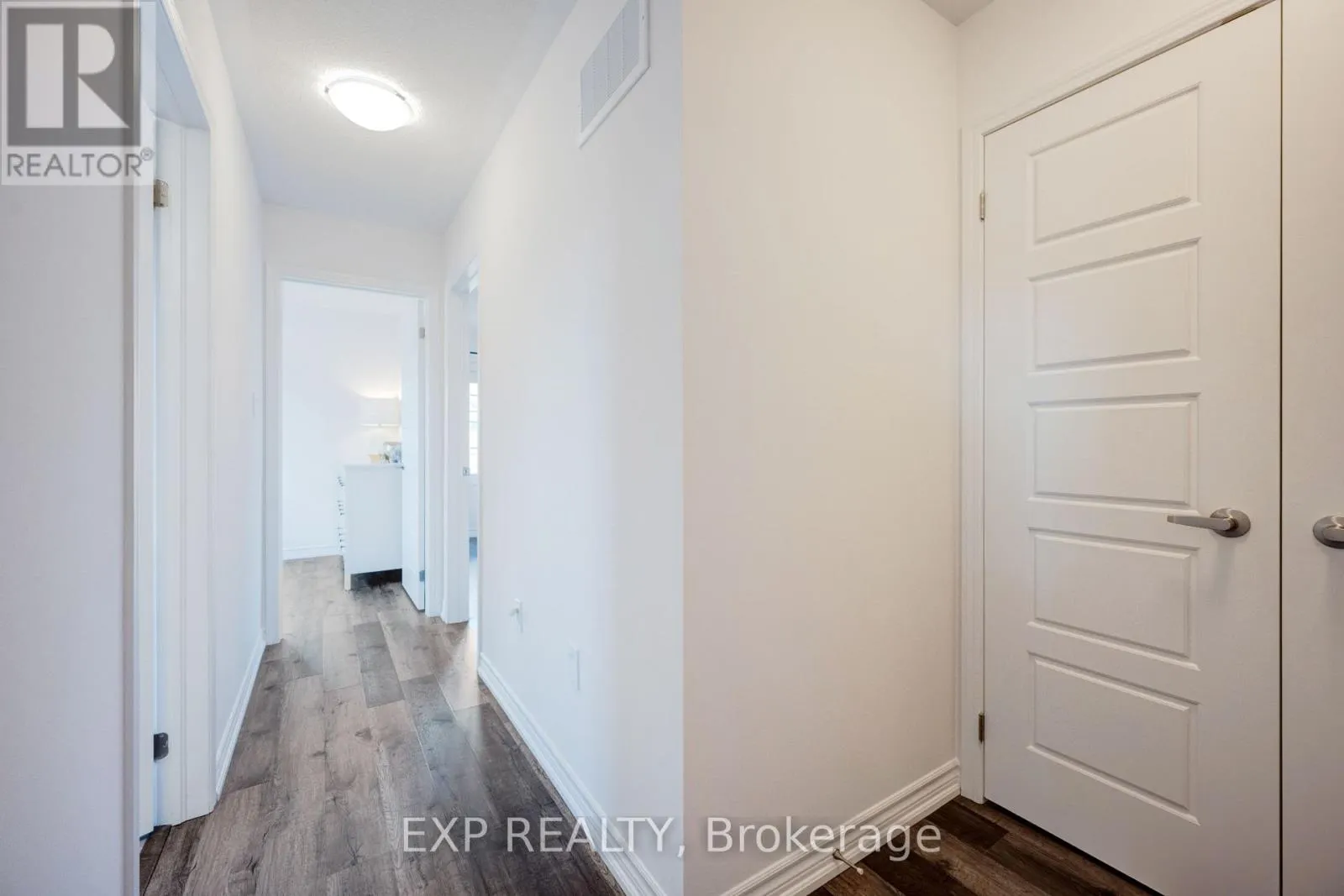978 ALDER GATE