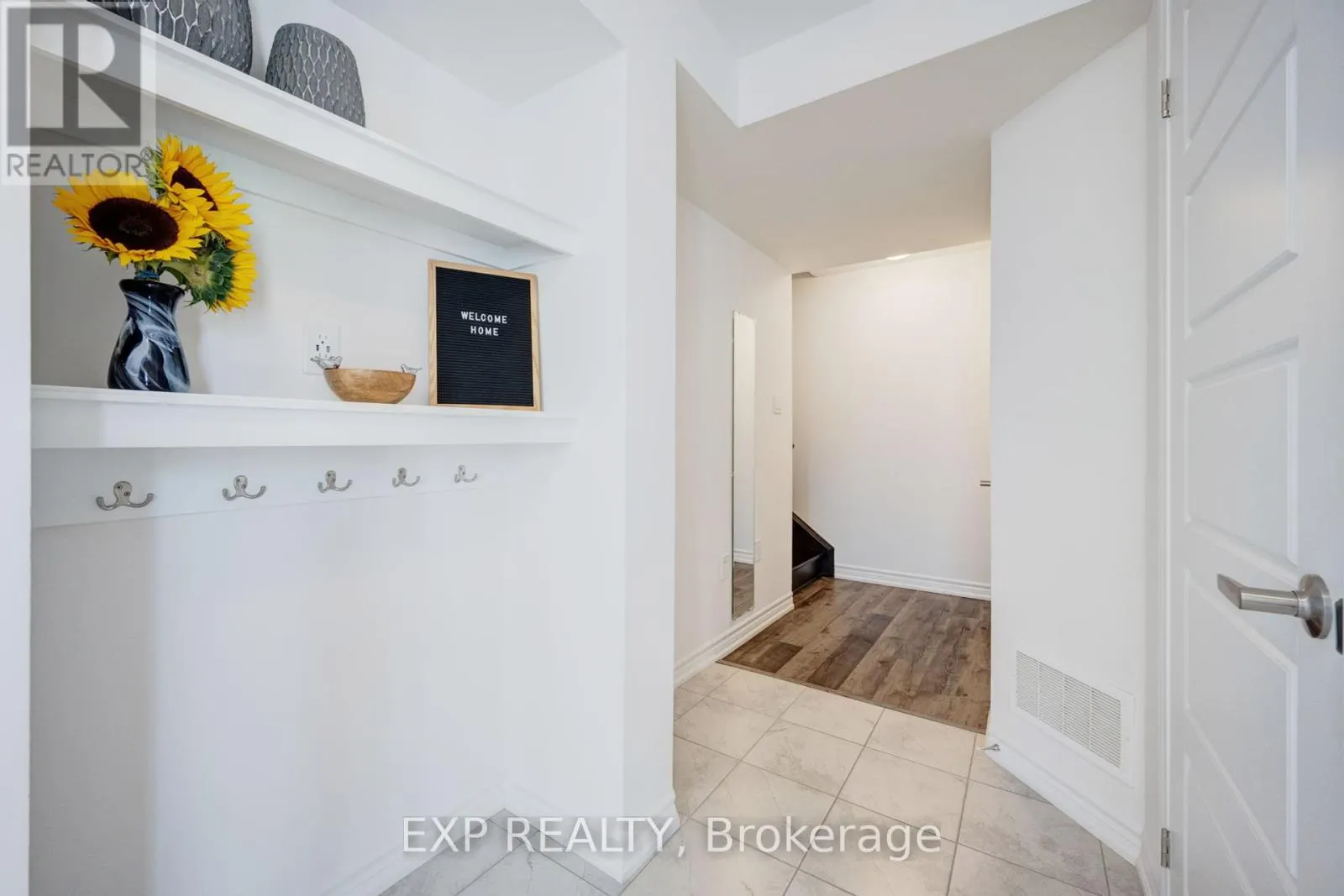 978 ALDER GATE