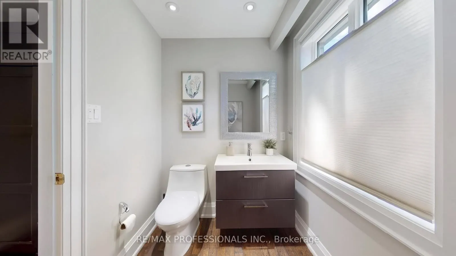 5 GRASSPOINT CRESCENT