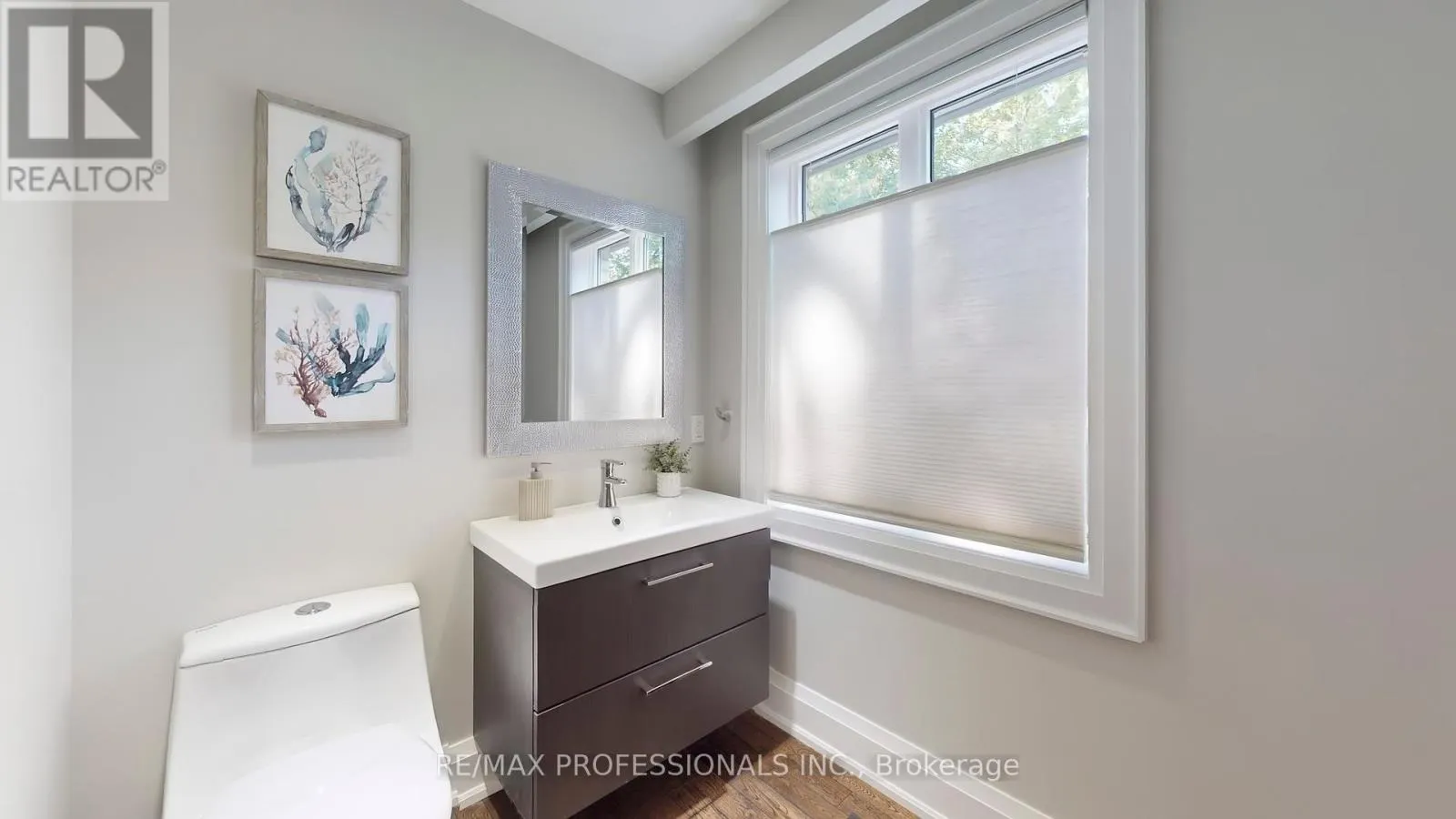 5 GRASSPOINT CRESCENT