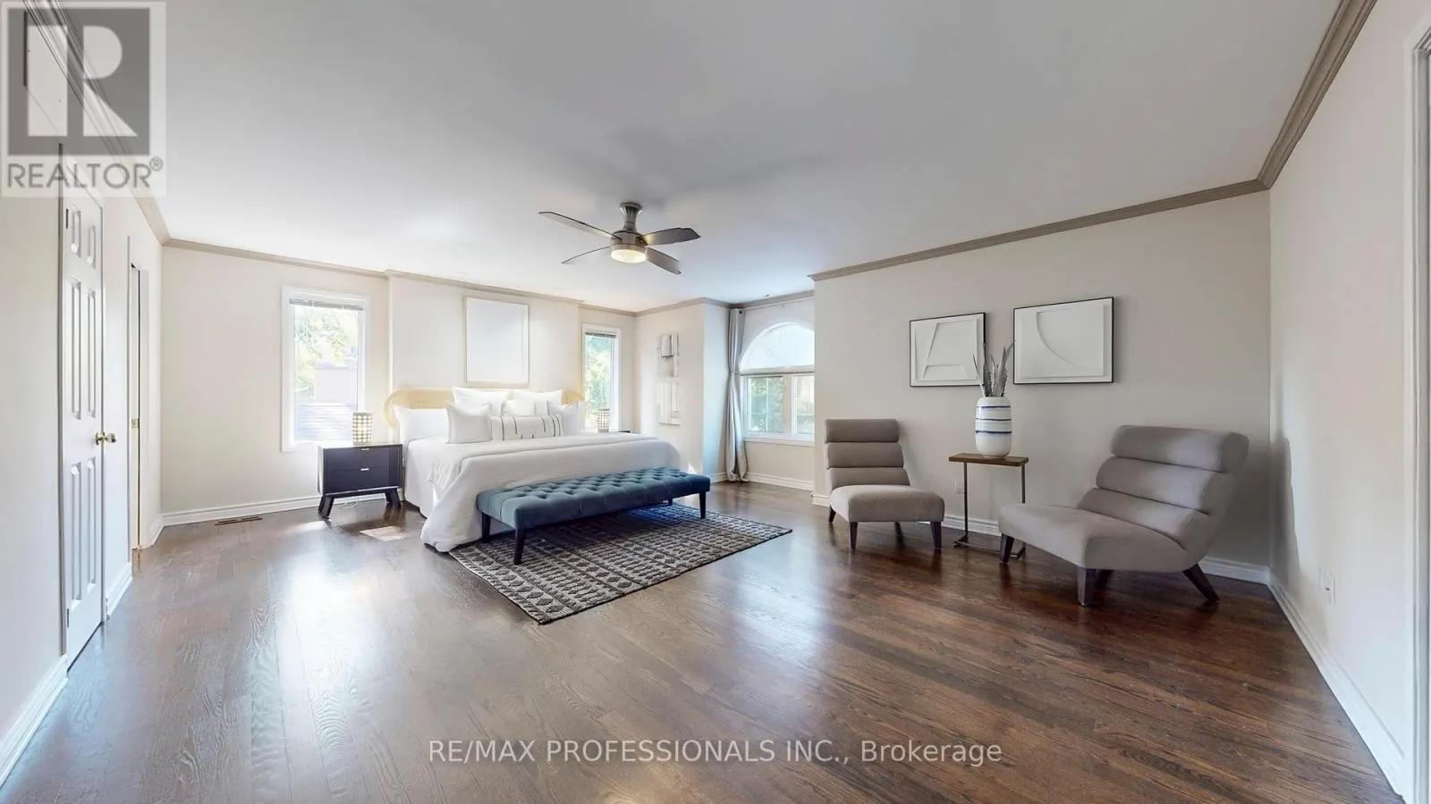 5 GRASSPOINT CRESCENT
