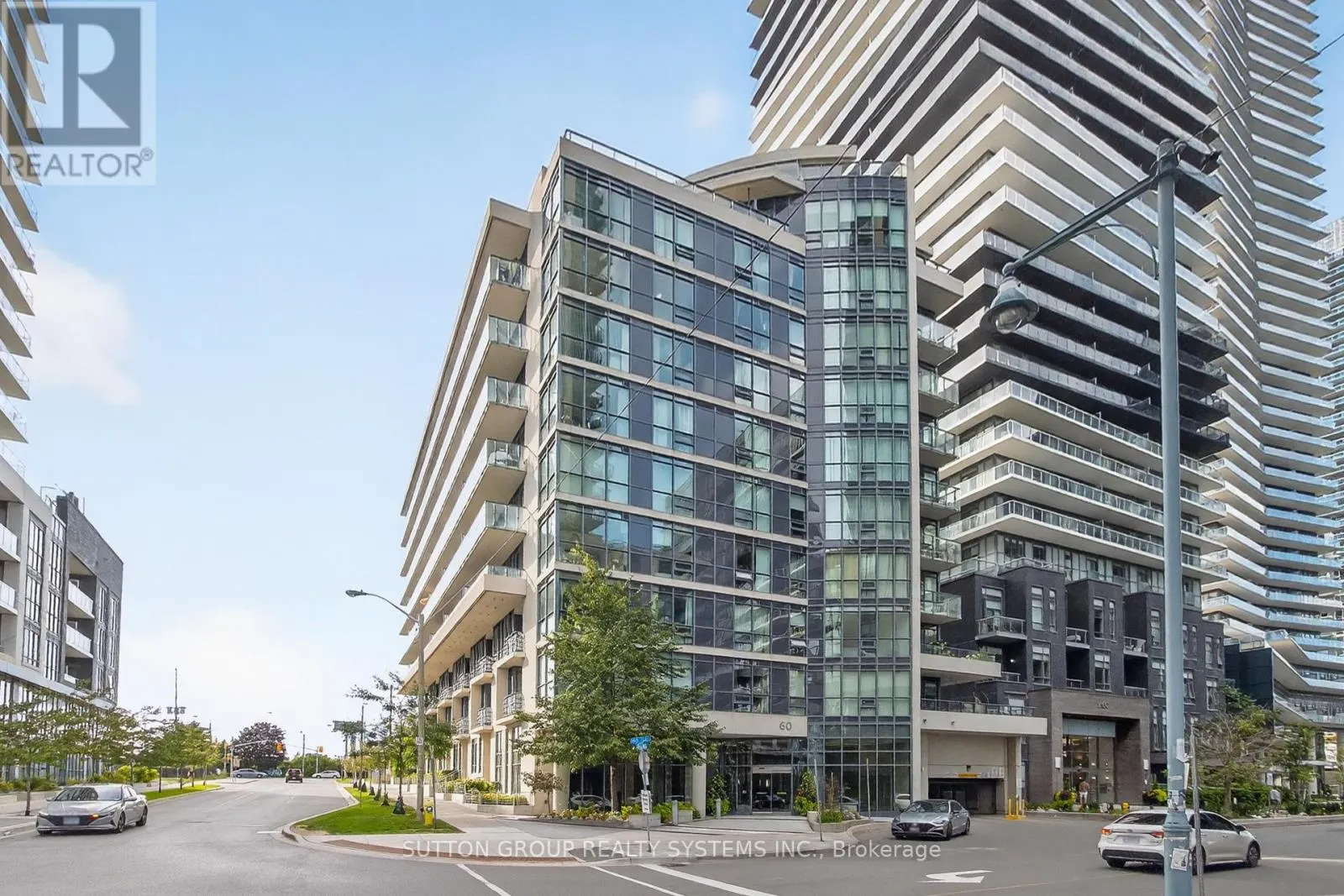 815 - 60 ANNIE CRAIG DRIVE