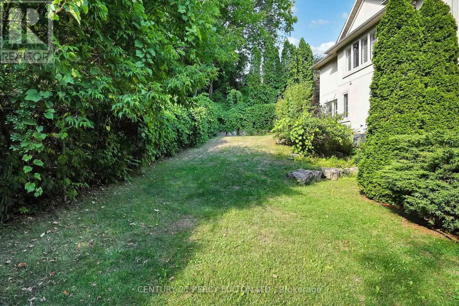 1832 CHESBRO COURT