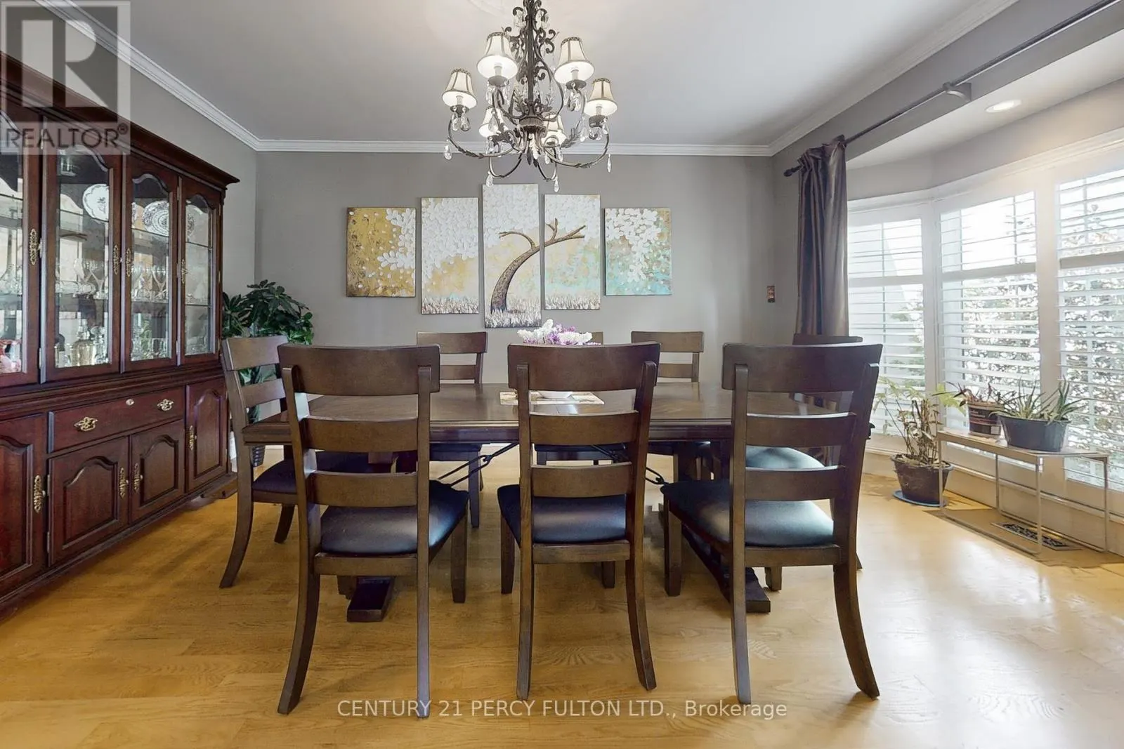 1832 CHESBRO COURT