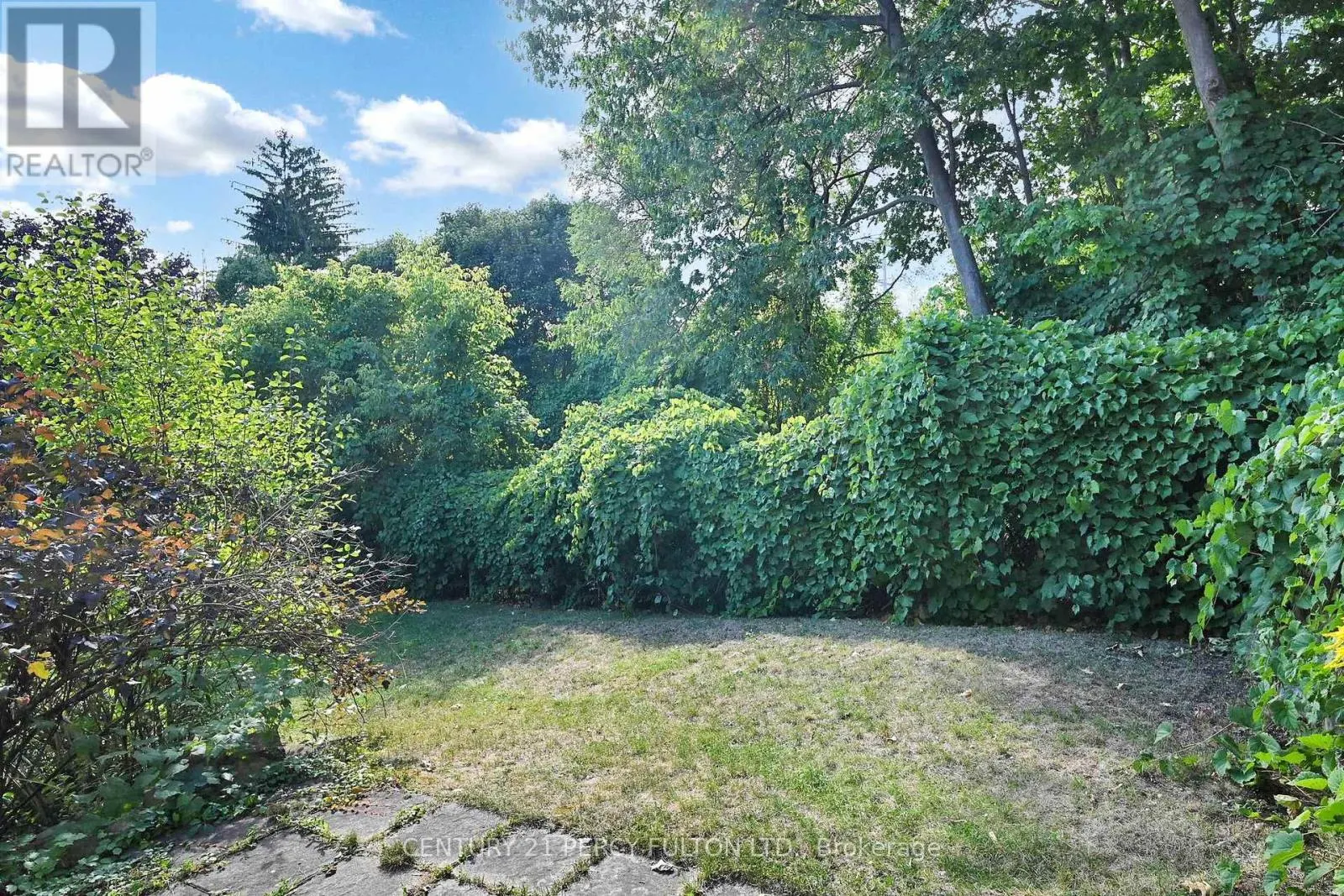 1832 CHESBRO COURT