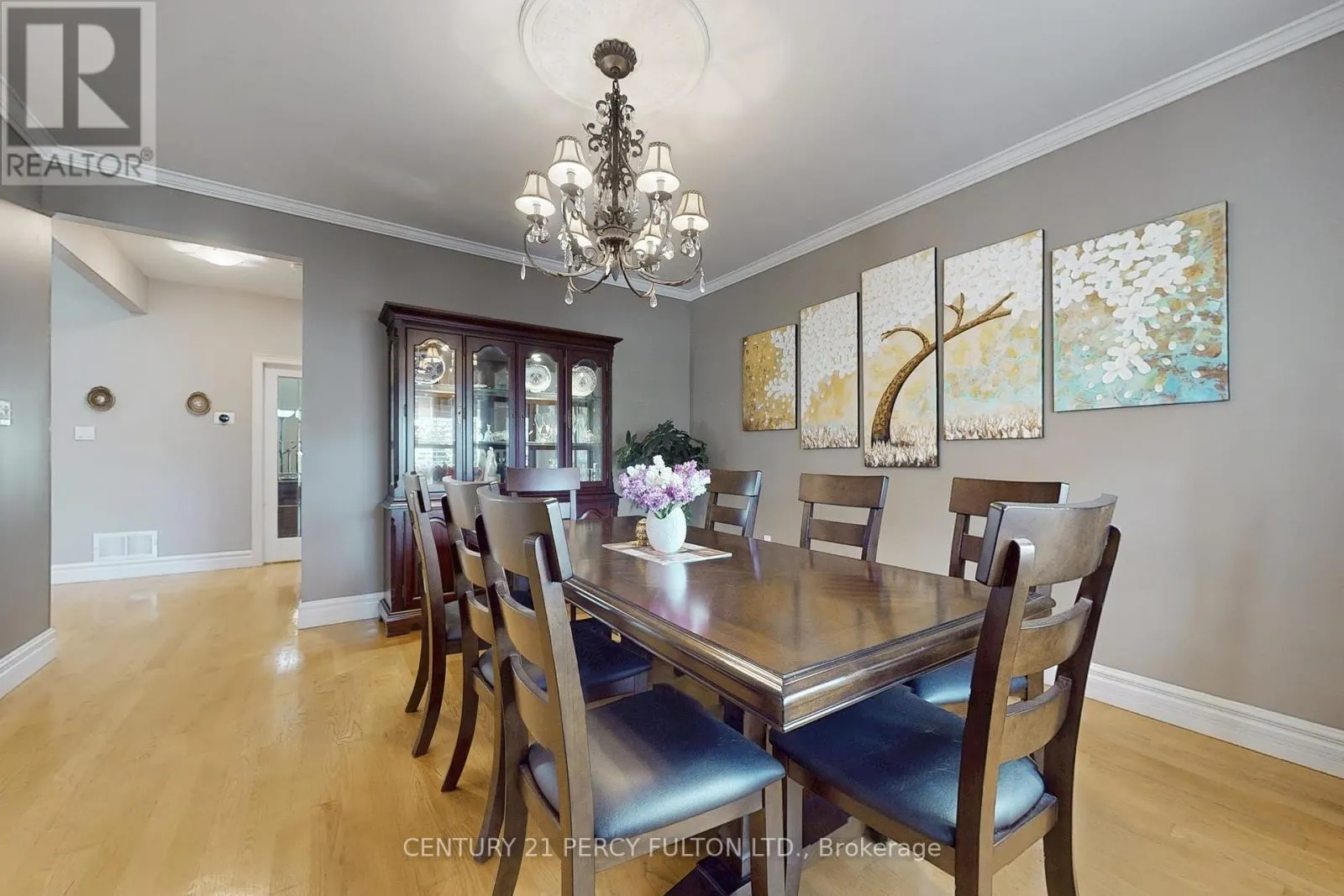1832 CHESBRO COURT