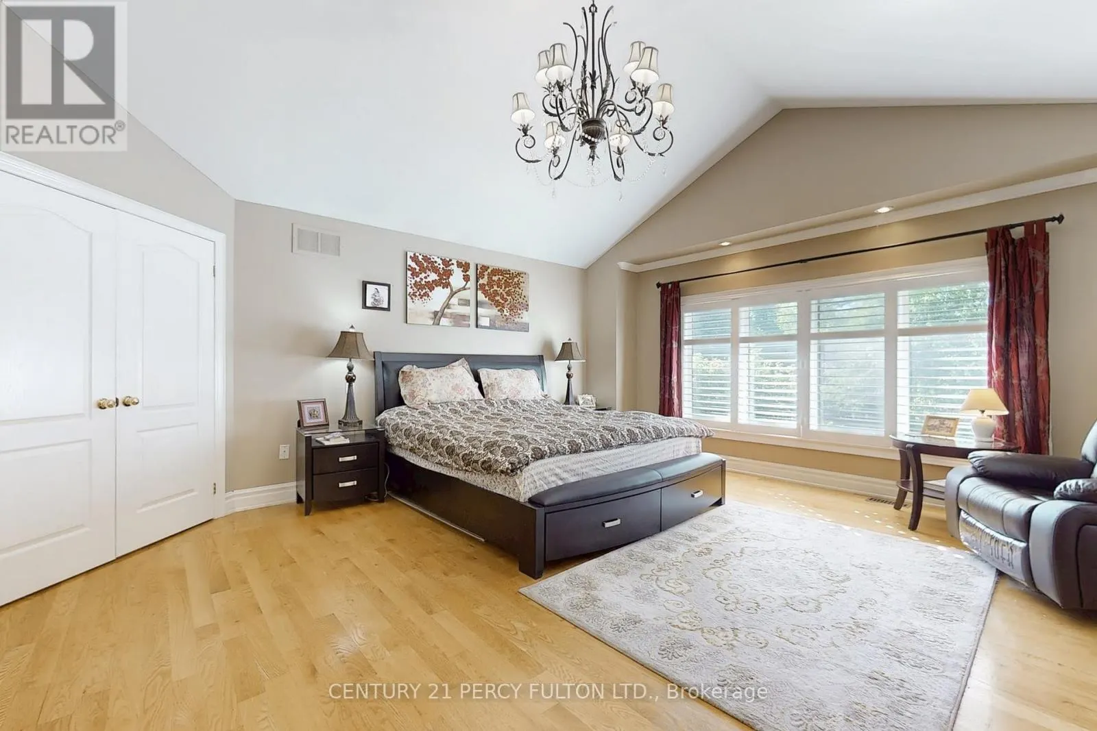 1832 CHESBRO COURT