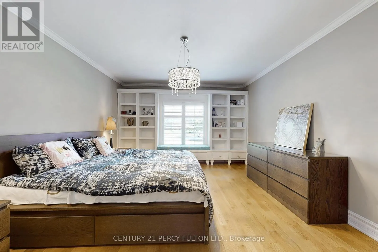 1832 CHESBRO COURT