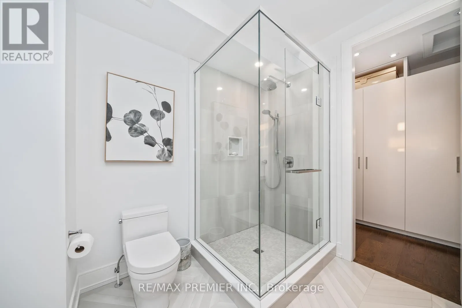 56A BELLMAN AVENUE