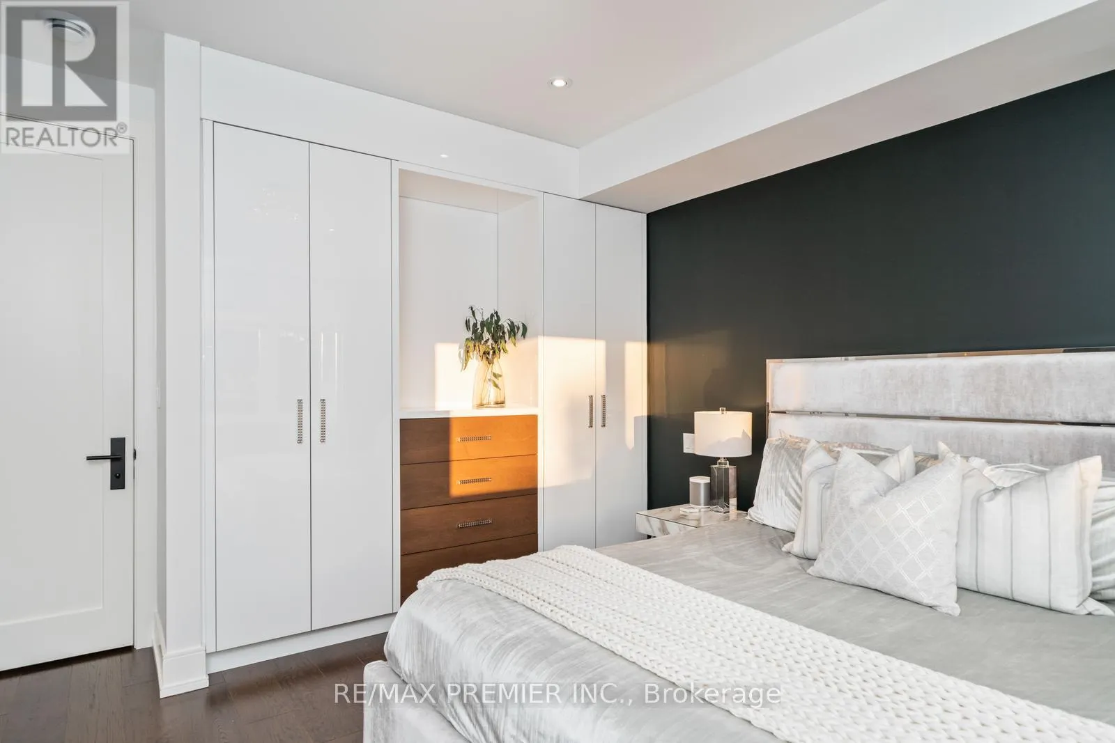 56A BELLMAN AVENUE