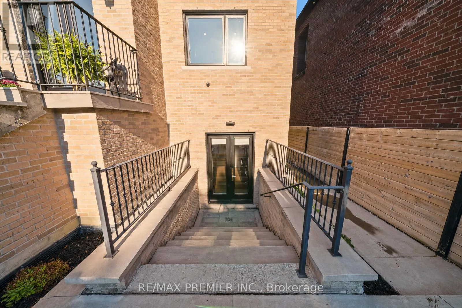 56A BELLMAN AVENUE