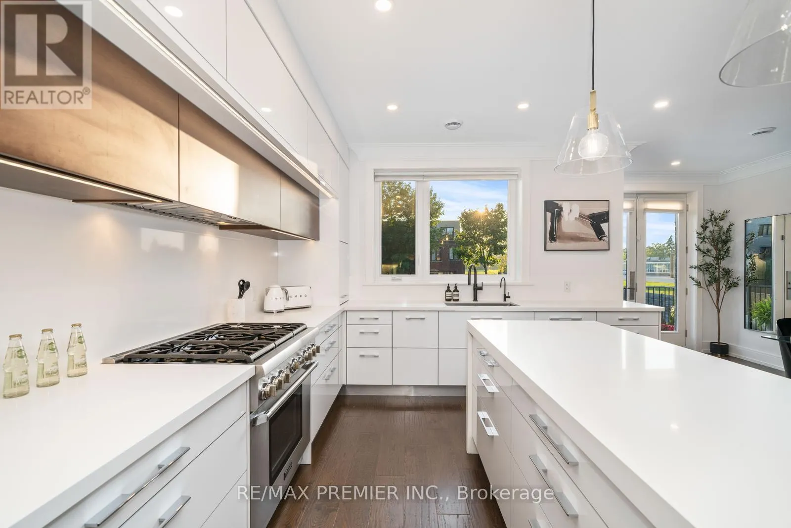 56A BELLMAN AVENUE
