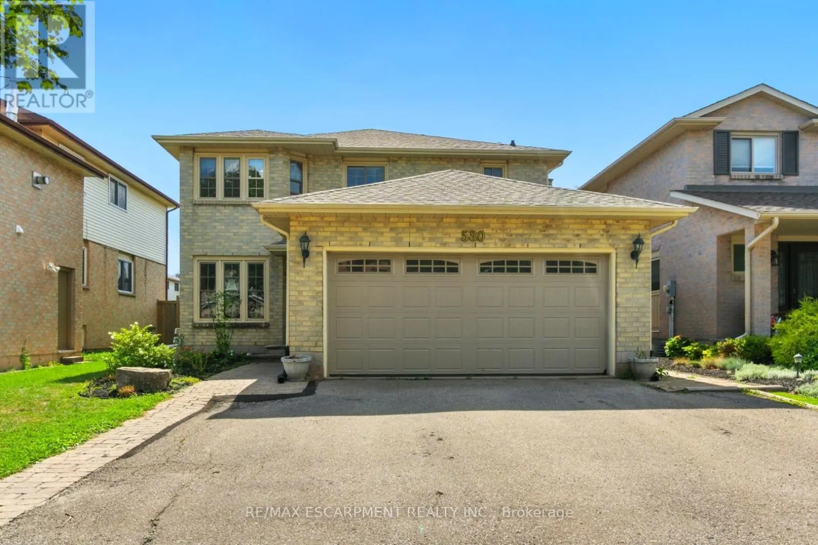 580 DEERHURST DRIVE