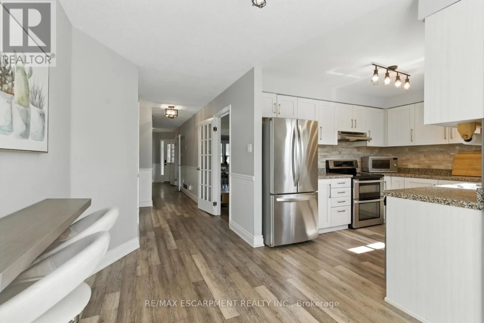 580 DEERHURST DRIVE