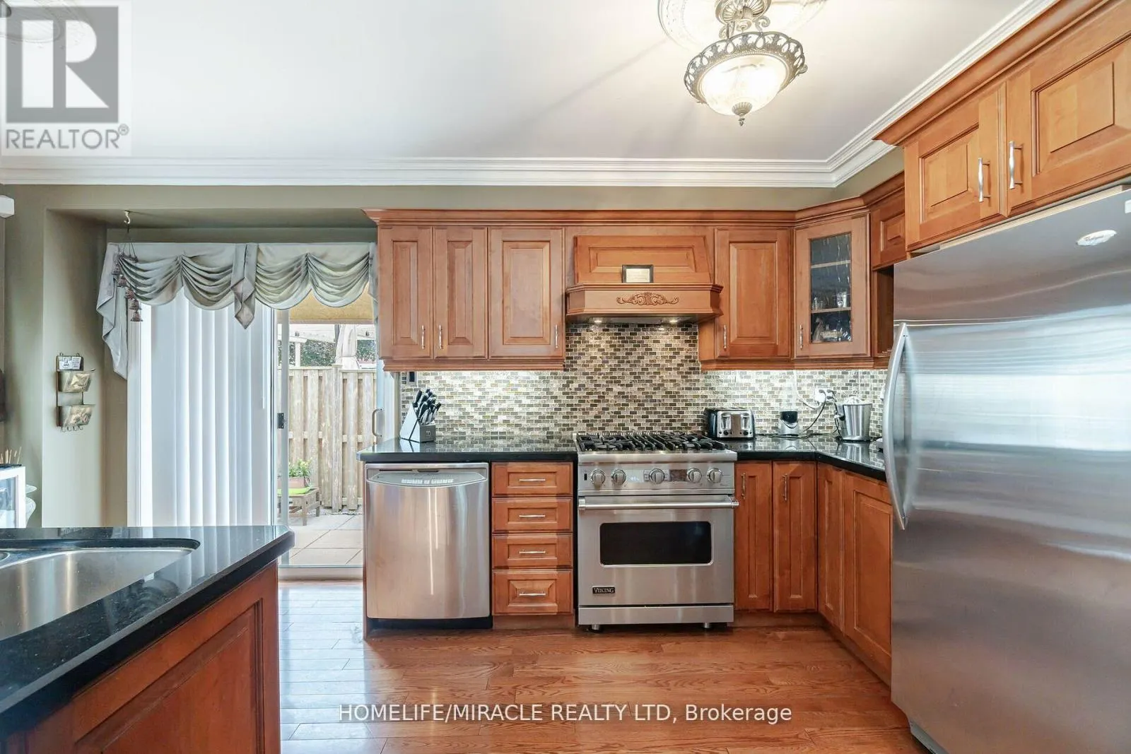 129 VAN SCOTT DRIVE