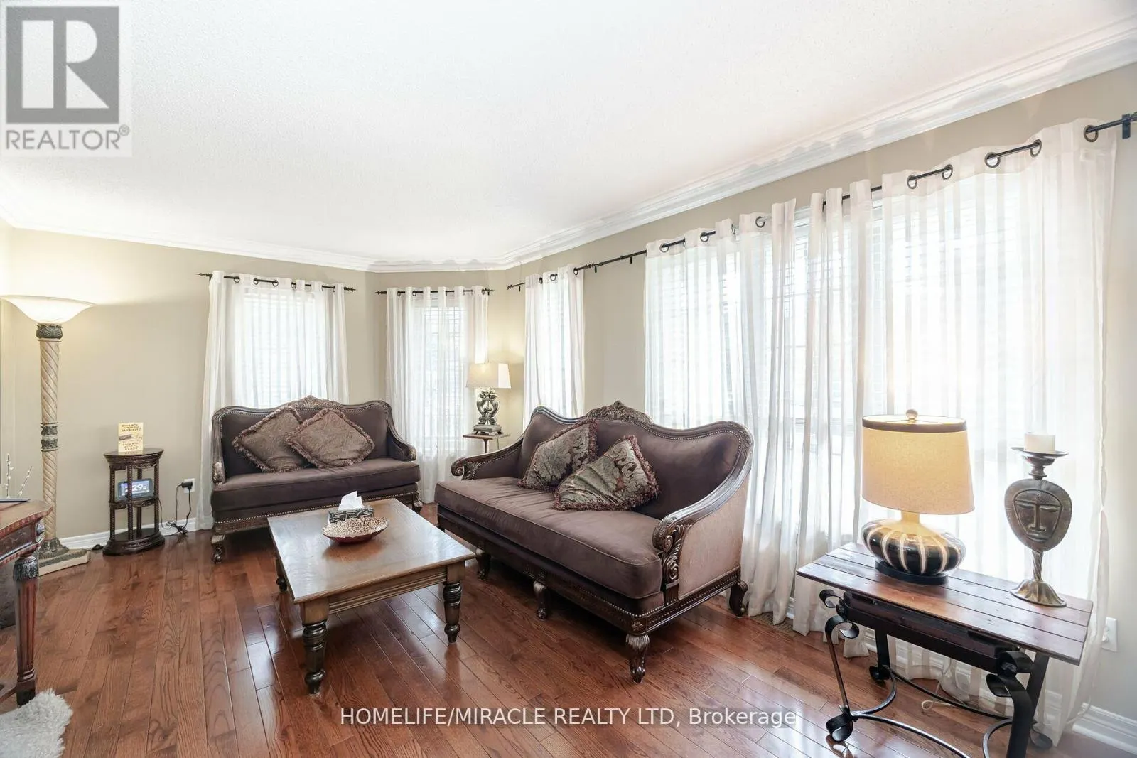 129 VAN SCOTT DRIVE