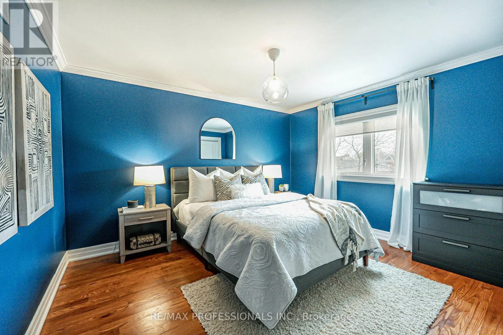 116 LAKE SHORE DRIVE