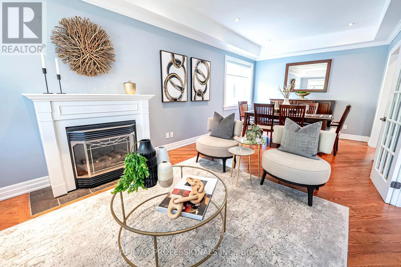 116 LAKE SHORE DRIVE