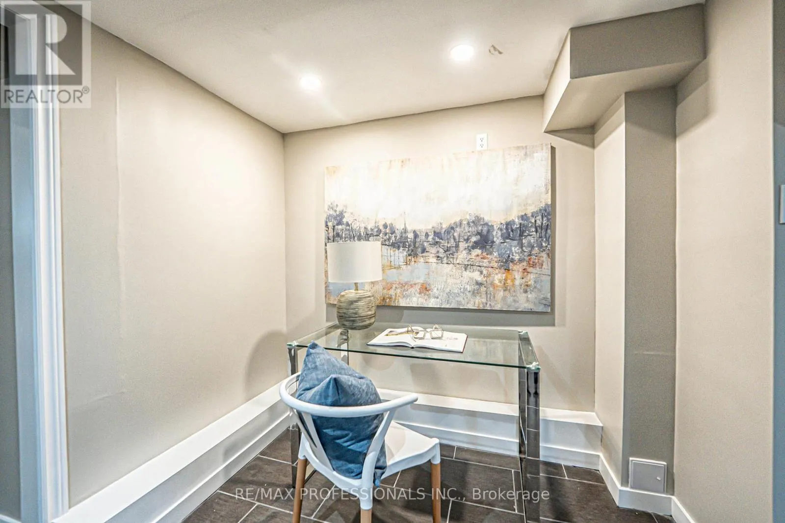 116 LAKE SHORE DRIVE