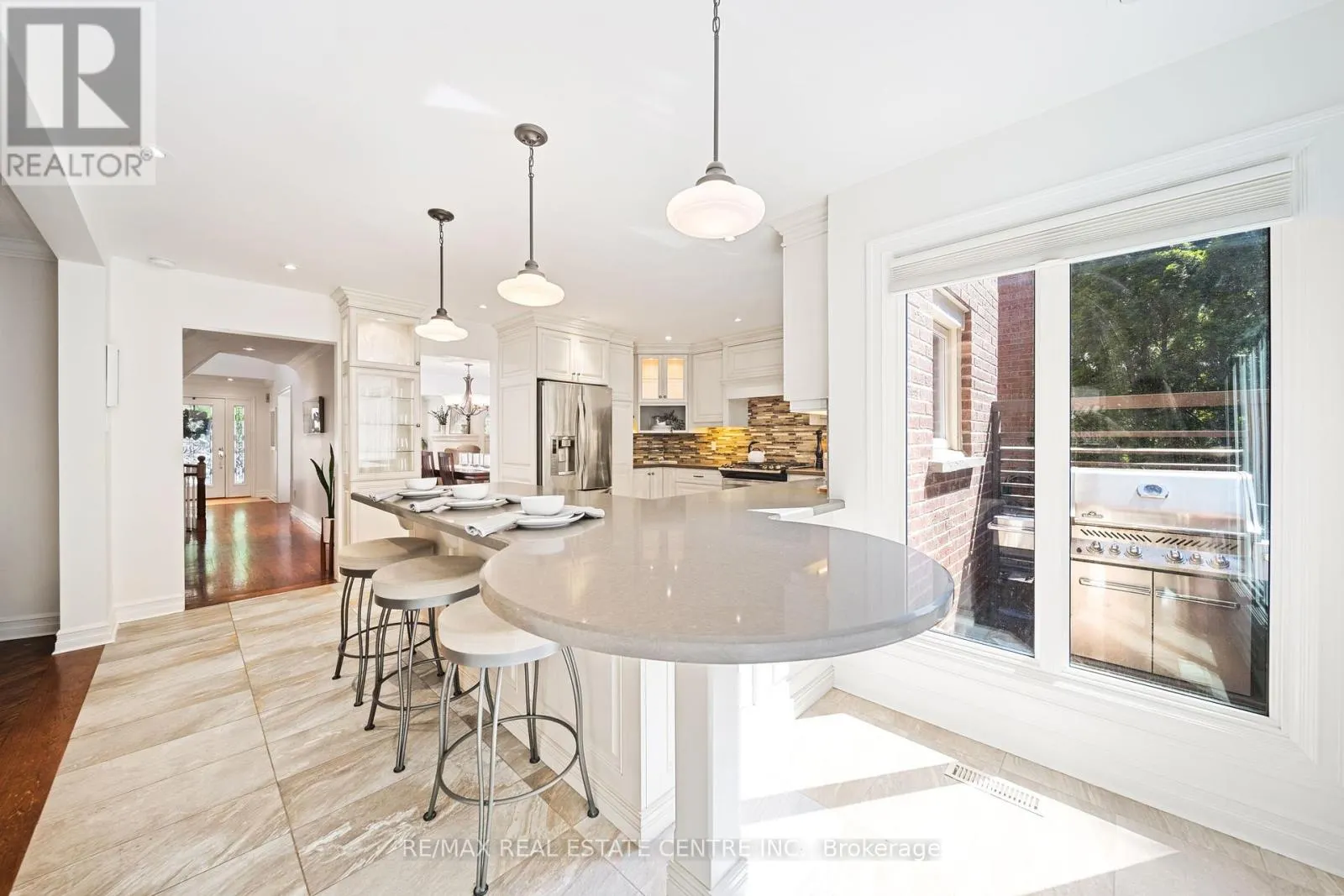 1246 OLD CARRIAGE WAY