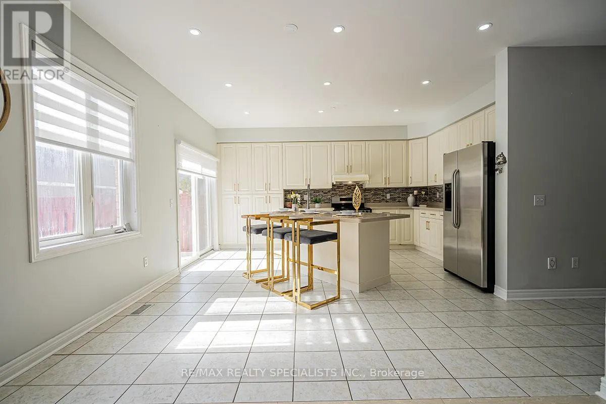 19 RUSHBROOK DRIVE