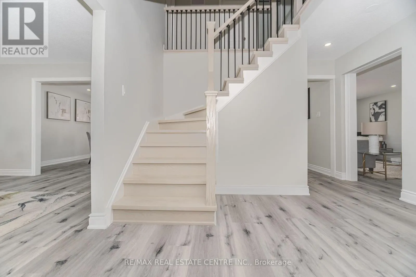 76 MOFFATT AVENUE