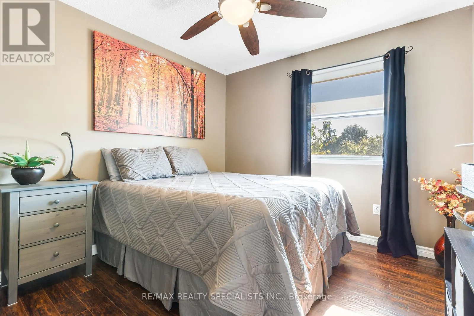 3799 LAURENCLAIRE DRIVE